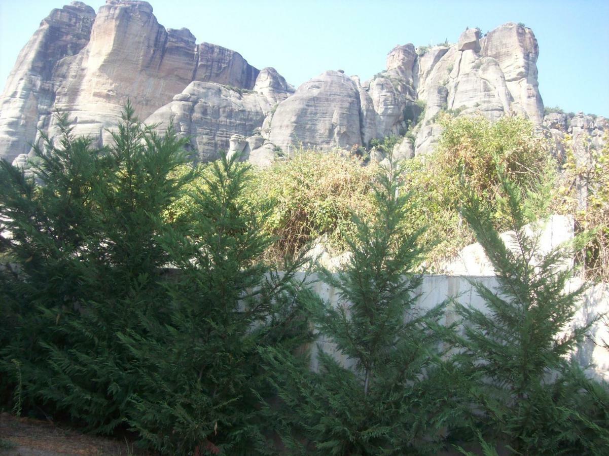 Villa Under Meteora Kalambaka Exterior foto